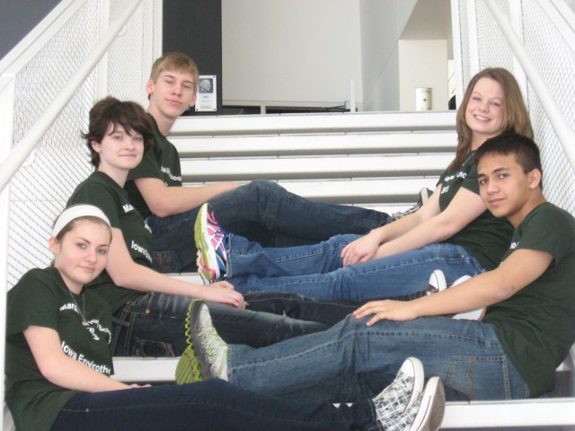 Ninth Place (clockwise from bottom left): Olyvia Mathews, Andrea Lothe, Jacob Ramsey-Smith, Kaelee Matney, Ryan McDaniel