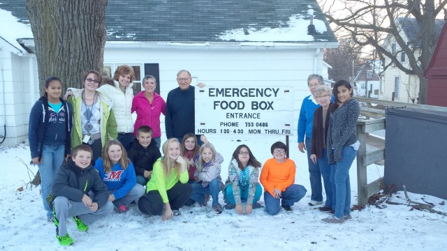 RICOCHET students from Lenihan deliver 851 non-perishable food items to the Emergency Food Box.